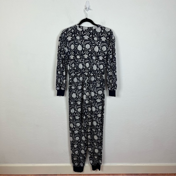 Cleobella Stella Lounge Jumpsuit - Navy Block Print - Picture 8 of 9